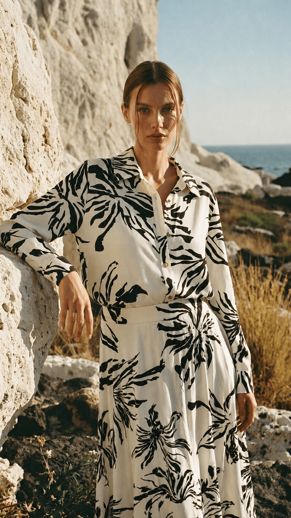 Black &amp; White Floral Resort Set - GorgeousGul